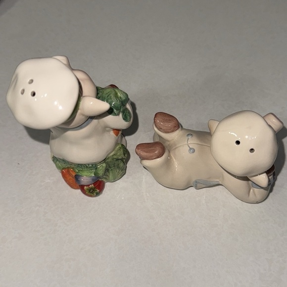 Rare Vintage K&B Chef Pigs Salt and Pepper Shakers EUC Kitschy Kitchen Piggies - Picture 4 of 6